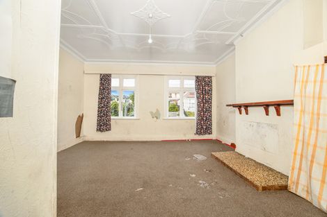 Photo of property in 372 South Road, Caversham, Dunedin, 9012