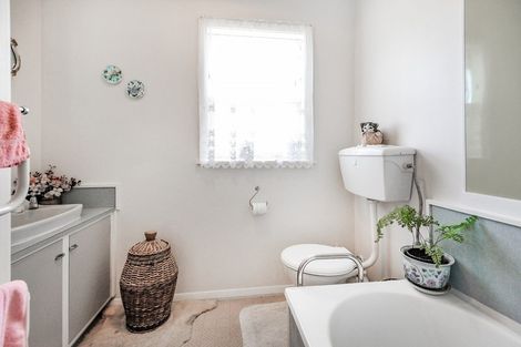 Photo of property in 207 Windsor Avenue, Parkvale, Hastings, 4122