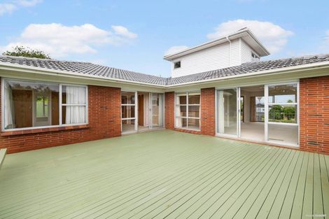 Photo of property in 4 The Anchorage, Sunnyhills, Auckland, 2010