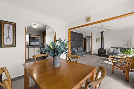 Photo of property in 2/8 Duart Road, Havelock North, 4130