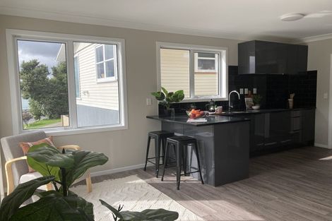 Photo of property in 156 Paremata Road, Paremata, Porirua, 5024