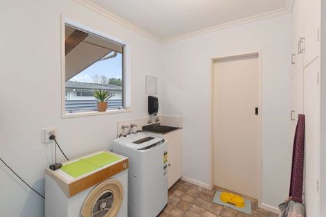 Photo of property in 8 Abraham Crescent, Milson, Palmerston North, 4414