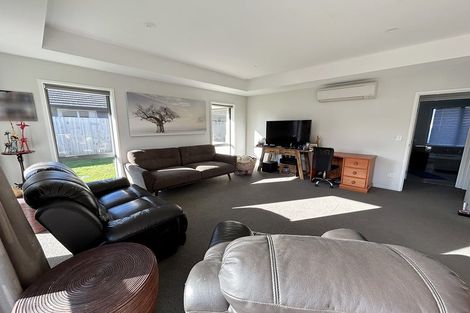 Photo of property in 34 Whincops Road, Halswell, Christchurch, 8025