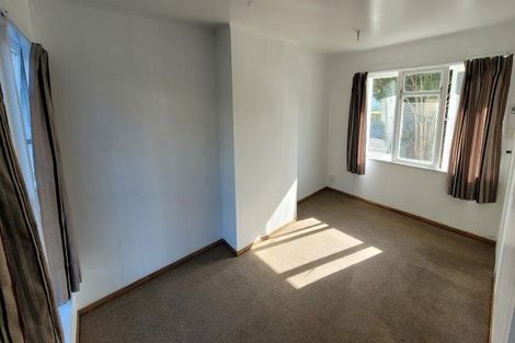 Photo of property in 34a-d Cornwall Crescent, Cannons Creek, Porirua, 5024