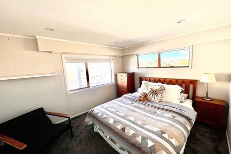 Photo of property in 1/5 Gulf View Road, Murrays Bay, Auckland, 0630