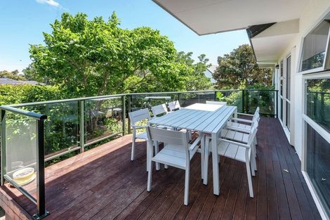Photo of property in 2/130 Sandspit Road, Shelly Park, Auckland, 2014