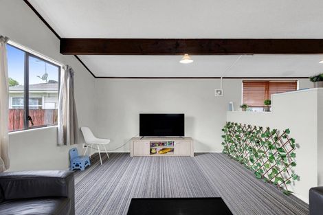 Photo of property in 61a Carrington Avenue, Silverdale, Hamilton, 3216