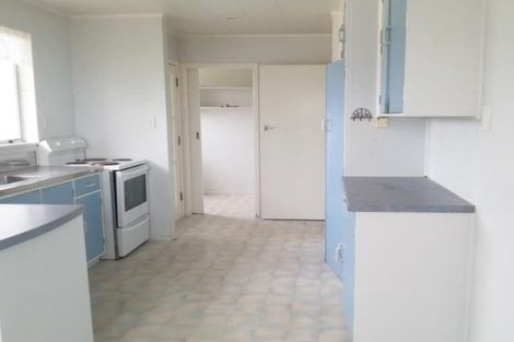 Photo of property in 93 Riversdale Drive, Merrilands, New Plymouth, 4312