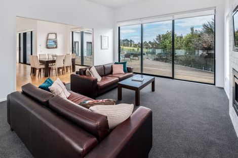 Photo of property in 25 Imperial Place, Flat Bush, Auckland, 2019