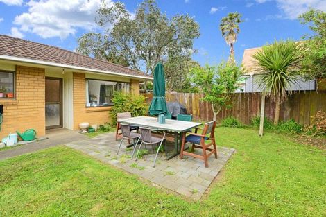 Photo of property in 2/8 Esmonde Road, Takapuna, Auckland, 0622