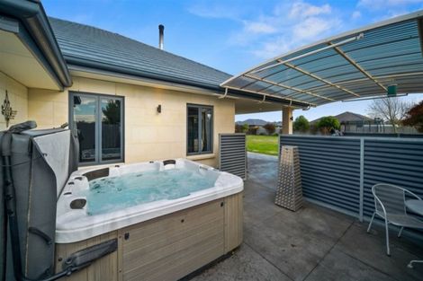 Photo of property in 14 Ellington Mews, Rolleston, 7614