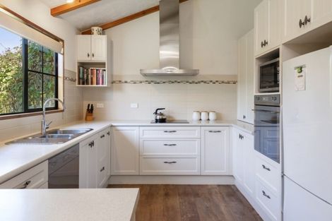 Photo of property in 24 Broad Street, Southbridge, 7602