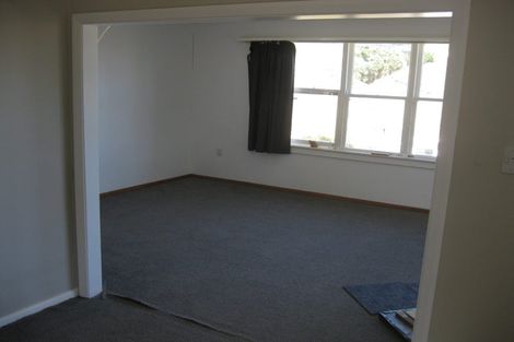 Photo of property in 17 Macaulay Street, Johnsonville, Wellington, 6037