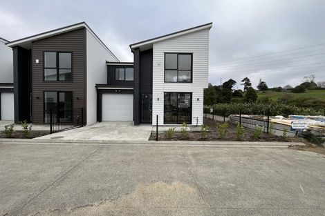 Photo of property in 1 Whawhaki Lane, Kumeu, 0810