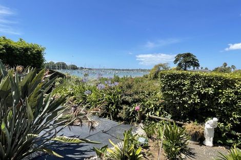 Photo of property in 13 Dayspring Way, Pakuranga, Auckland, 2010