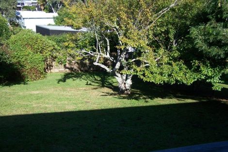 Photo of property in 46a Marine Parade, Mellons Bay, Auckland, 2014