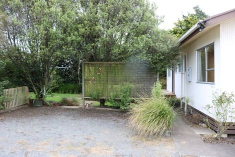Photo of property in 8 Oxford Street, Tirau, 3410