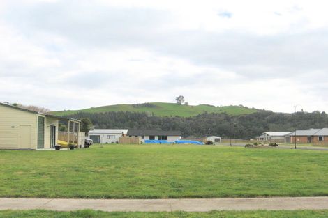 Photo of property in 13 Marlin Street, Whitianga, 3510