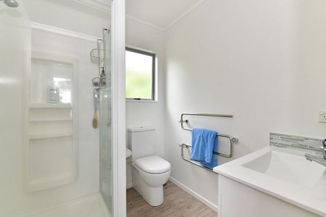 Photo of property in 37a Brightside Road, Stanmore Bay, Whangaparaoa, 0932