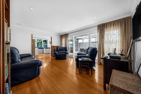 Photo of property in 7 James Place, Opaheke, Papakura, 2113