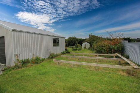 Photo of property in 26 Tokanui-haldane Road, Tokanui, 9884