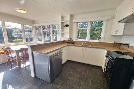 Photo of property in 35 Litchfield Street, Redwoodtown, Blenheim, 7201