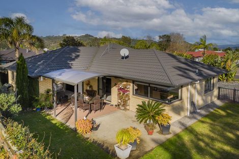 Photo of property in 11 Cobham Lane, Whitianga, 3510