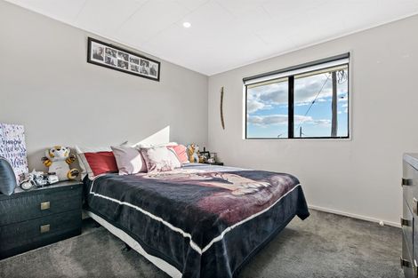 Photo of property in 2/84 Alfriston Road, Manurewa East, Auckland, 2102