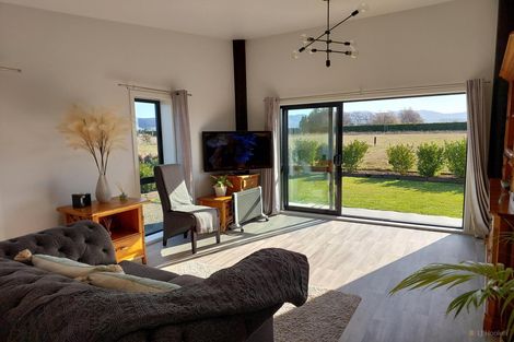 Photo of property in 8 Minnie Street, Waimate, 7980