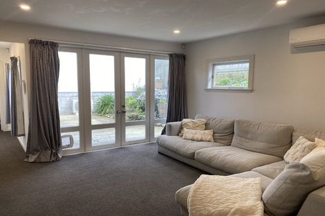 Photo of property in 35 The Esplanade, Raumati South, Paraparaumu, 5032