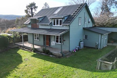 Photo of property in 42 Parsonage Road, Lawrence, 9532