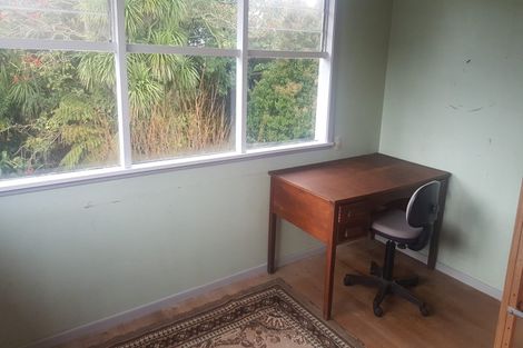 Photo of property in 48 Island Bay Road, Beach Haven, Auckland, 0626