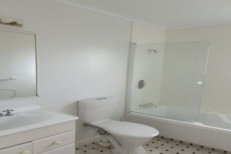 Photo of property in 99 Ashton Fitchett Drive, Brooklyn, Wellington, 6021