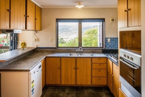 Photo of property in 7 Saint Aidans Way, Tawa, Wellington, 5028