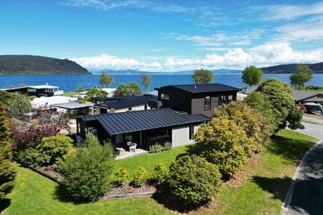 Photo of property in 2 Nisbet Terrace, Kinloch, Taupo, 3377