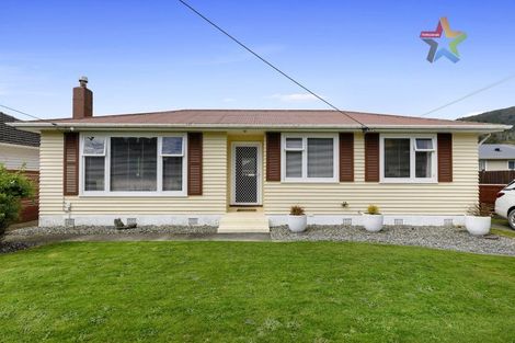 Photo of property in 337 George Street, Stokes Valley, Lower Hutt, 5019