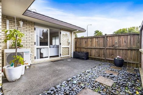 Photo of property in 18 Brittas Place, East Tamaki, Auckland, 2016