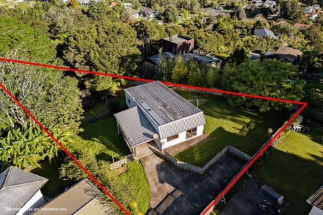 Photo of property in 10 Denver Avenue, Sunnyvale, Auckland, 0612