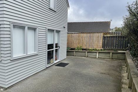 Photo of property in 14b Bracken Road, Newlands, Wellington, 6037