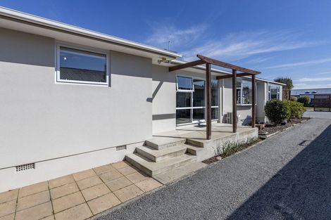 Photo of property in 53 Gardiners Road, Bishopdale, Christchurch, 8051
