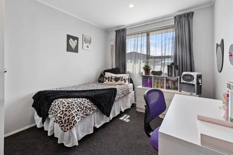 Photo of property in 21 Darnell Crescent, Clover Park, Auckland, 2019