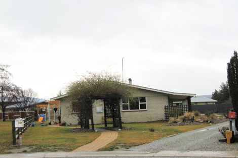 Photo of property in 6 Waldron Place, Clyde, 9330