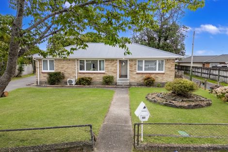 Photo of property in 66a Sutton Crescent, Papakura, 2110