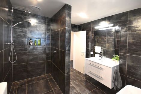 Photo of property in 27 Beaumaris Street, Outram, 9019