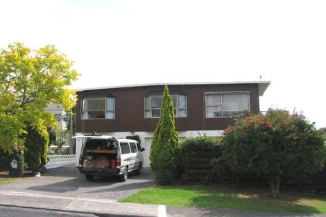 Photo of property in 1/3 Rahopara Street, Castor Bay, Auckland, 0620
