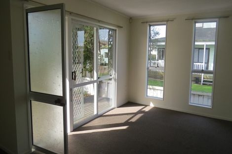 Photo of property in 2b Oak Avenue, Nawton, Hamilton, 3200