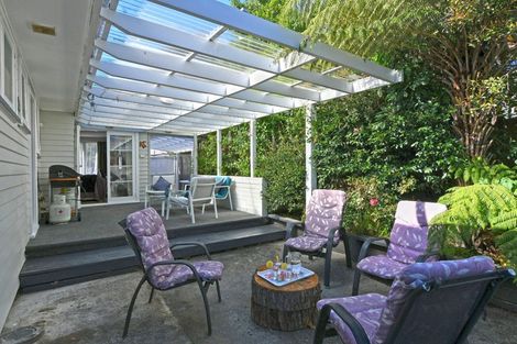 Photo of property in 39 Blueberry Grove, Timberlea, Upper Hutt, 5018