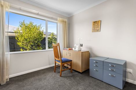 Photo of property in 12 Ballinger Place, Kaiapoi, 7630