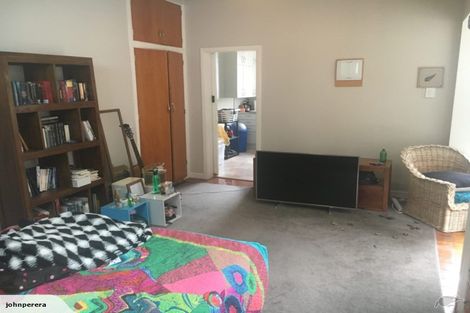 Photo of property in 1/17 Clifton Terrace, Kelburn, Wellington, 6012