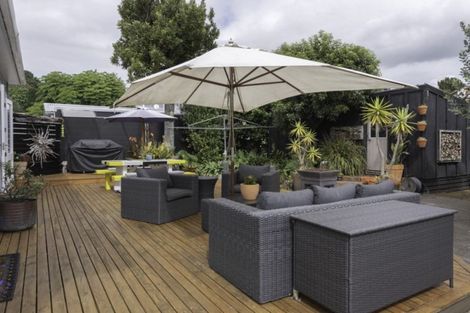 Photo of property in 48 Belt Road, Moturoa, New Plymouth, 4310